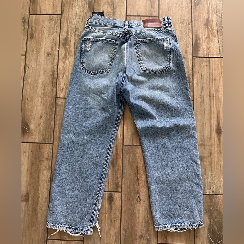 Zara Distressed Light Blue Denim Jeans - Picture 3 of 3